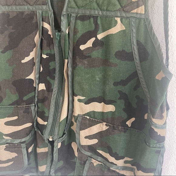 GAME WINNER SPORTSWEAR Men’s Small Medium Sleeveless Camo Vest Pockets Light - Picture 3 of 6